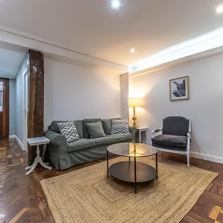 Stylish 4 Double Rooms, *